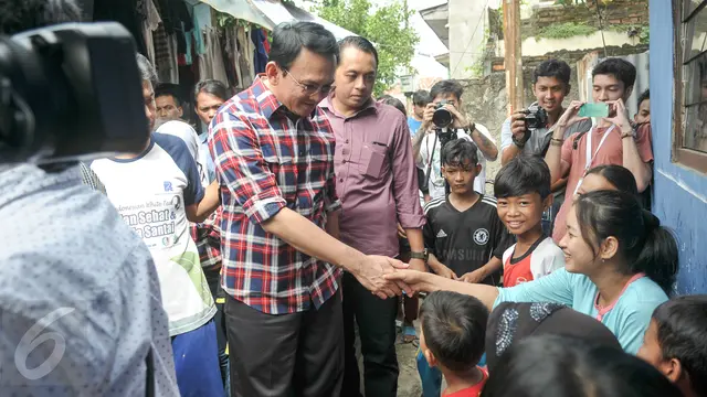 20161228- Ahok Cari Tahu Penyebab Banjir di Cililitan-Jakarta- Yoppy Renato