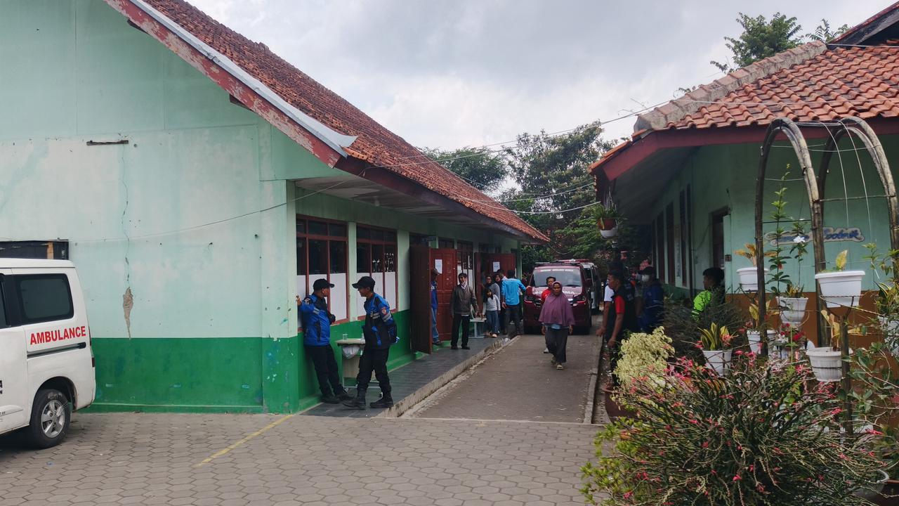 Korban Keracunan Massal MBG di Cisarua Bandung Barat 449 Orang, Makanan Berasal dari Dapur SPPG Kampung Panyandaan
