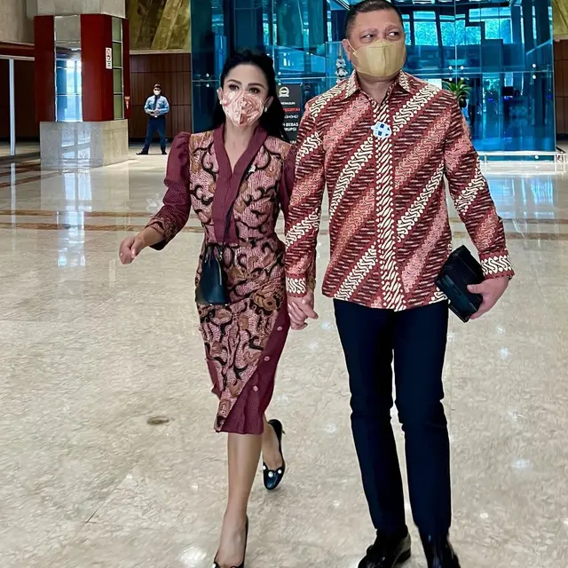Raul Lemos Kunjungi Kantor DPR Krisdayanti