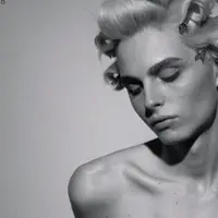 Memiliki badan kurus itu menyedihkan. :(