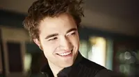 Intip Gaya Metroseksual Robert Pattinson