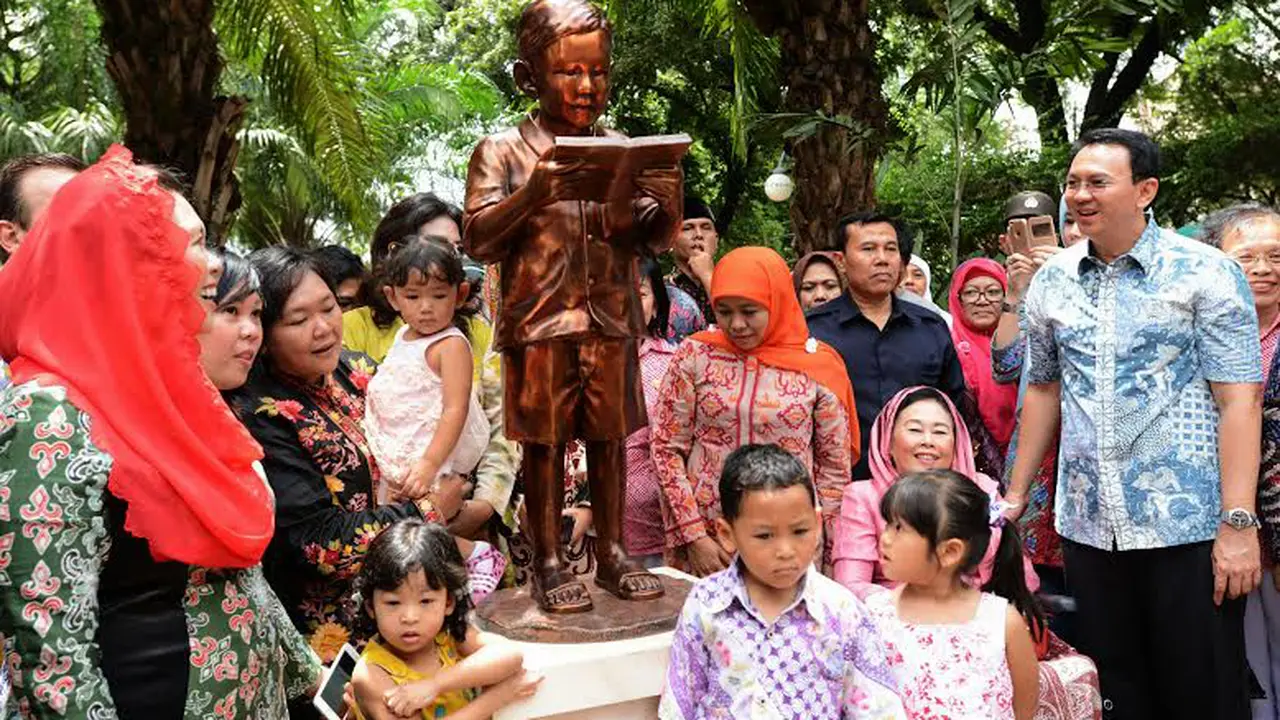 Mensos Khofifah: Pemerintah Segera Gelar Rapat Bahas Prostitusi