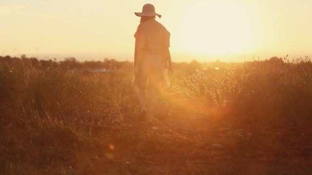 Ilustrasi kehidupan, merenung