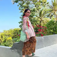 OOTD Ayushita (Instagram/@ayushita)