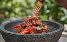Bisa Sempurnakan Sajian, Ini Cara Memasak Rendang agar Daging Empuk dan Santan Tak Pecah