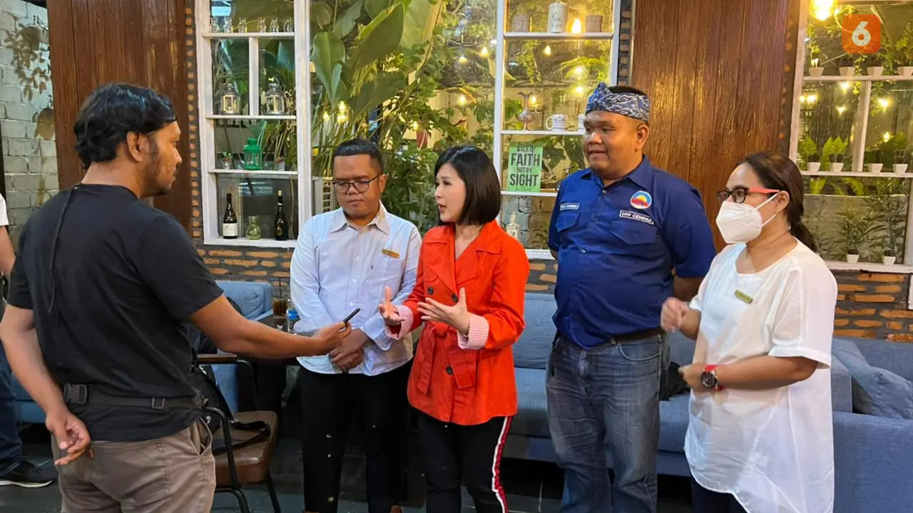 Grace Natalie saat berkunjung ke Palu
