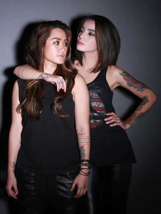 "Kami ke Polda mau meluruskan apa yang disampaikan oleh yang kami singkat namanya dengan SM dan E, manajer SM. Yang menyampaikan berita bohong kepada rekan rekan media," kata Rony Sapulette di Polda Metro Jaya, Selasa (23/1). (Febio Hernanto/Bintang.com)