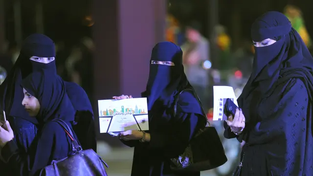 Semangat Wanita Arab Saudi Ikuti Workshop Mengemudi