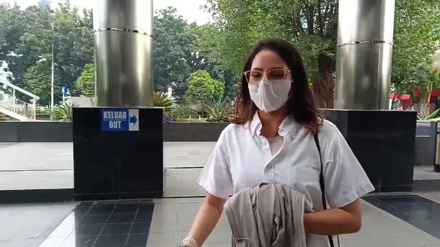 Penyanyi Windy Yunita Bastari alias Windy 'Idol' diperiksa KPK terkait TPPU Sekretaris nonaktif Mahkamah Agung (MA) Hasbi Hasan. (Merdeka).