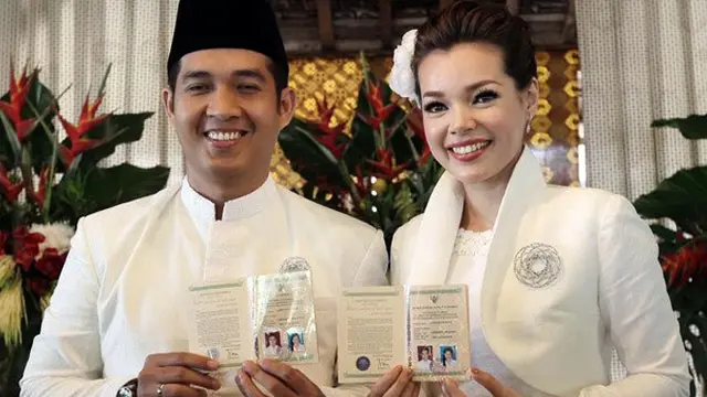 Dewi Sandra