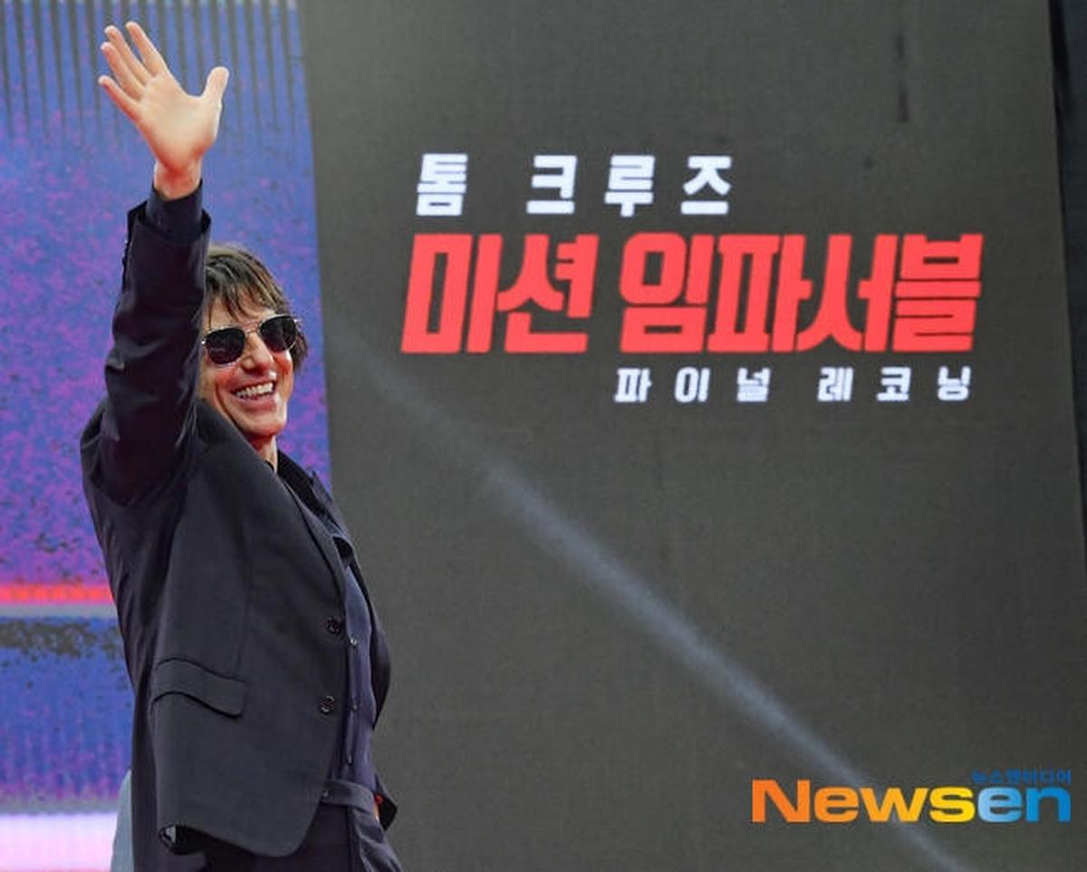 Tom Cruise Bakal Jadi Bintang Tamu Acara YouTube Jin BTS, Ikon Hollywood dan Mr. Worldwide Handsome Bertemu