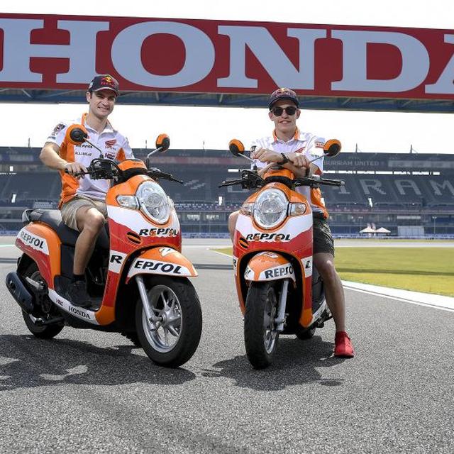 Duo Repsol Honda Jajal Sirkuit Buriram Thailand Pakai Scoopy
