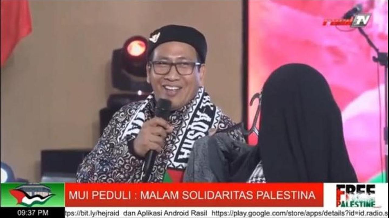 Umi Pipik Buat Sendiri Baju Tersebut untuk Almarhum Uje