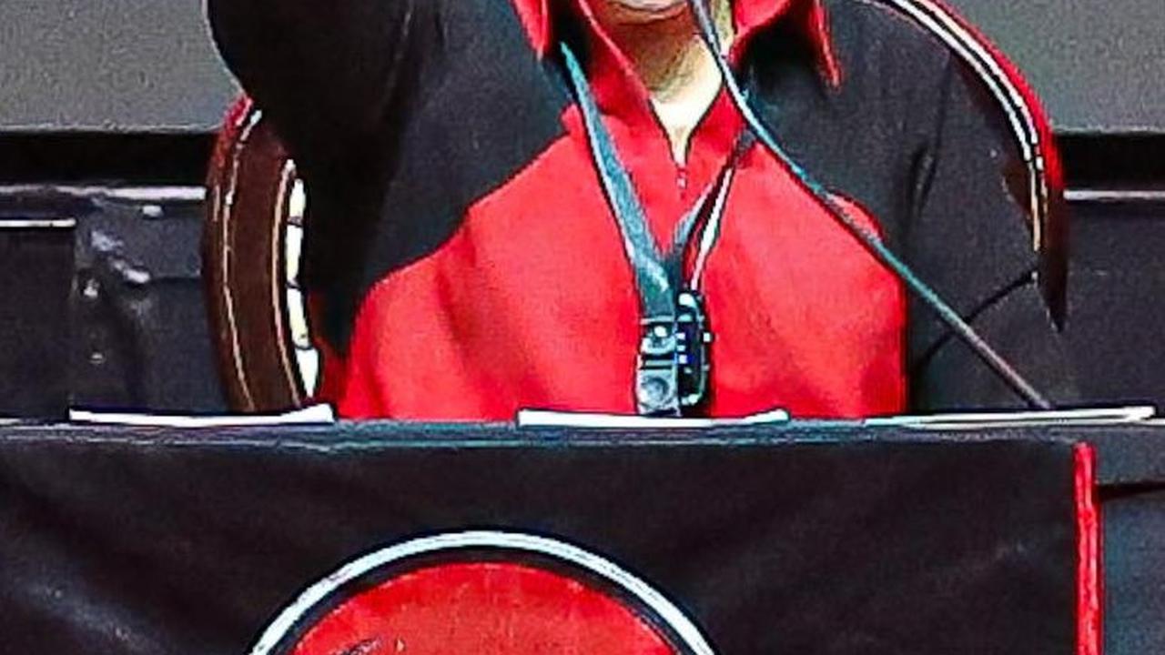 PDIP Meradang Masa Jabatan Ketum Parpol Digugat Lagi: Salah Makan Obat