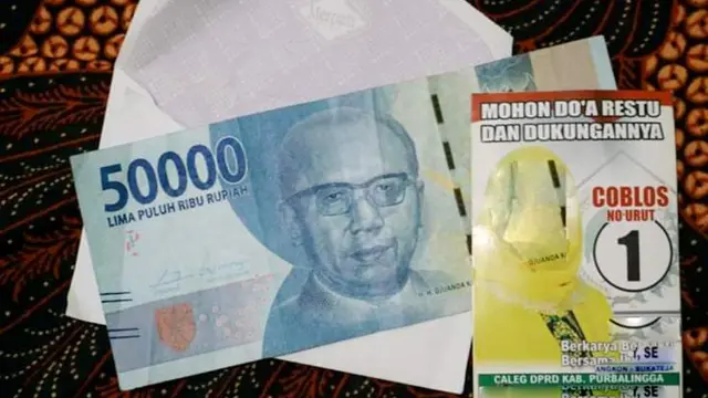 Praktek politik uang yang didapati oleh Bowo Leksono, pegiat sosial yang juga Direktur CLC Purbalingga. (Foto: Liputan6.com/Bowo untuk Galoeh Widura)