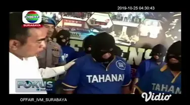 Satuan Resnarkoba Polres Pasuruan meringkus dua oknum wartawan yang diduga kuat masuk dalam jaringan pengedar sabu-sabu di wilayah hukum Polres Pasuruan. Kini kasus yang menjerat kedua oknum dari media mingguan ini, terus dikembangkan.