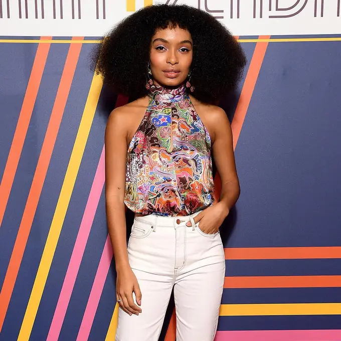 Eyeshadow Ungu Jadi Tren Spring 2019, Begini Cara Mengaplikasikannya