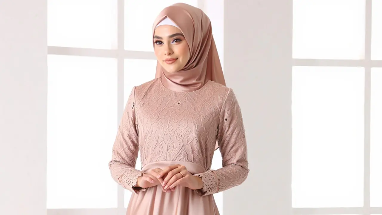 Gamis Brokat Kombinasi Satin Pesta Elegan