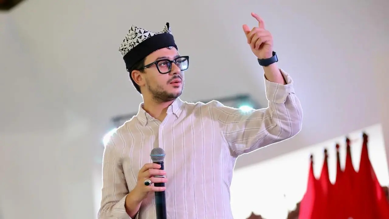 Mostafa Atef pelantun sholawat asal Mesir datang ke Banyuwangi. (Istimewa)