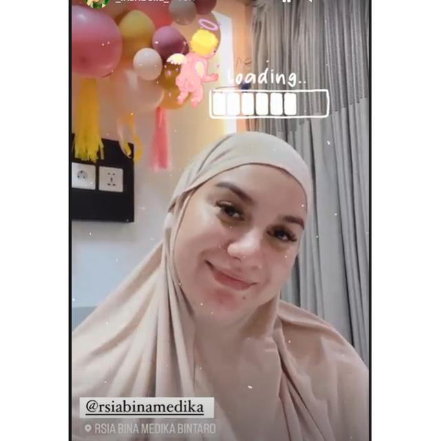 Irish Bella Melahirkan Anak Kedua, Ini 6 Momen Detik-Detik Jelang Persalinannya