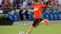 Pemain depan Manchester United, Wayne Rooney, berlatih di Rose Bowl, Pasadena, Amerika Serikat, (22/7/2014), sehari jelang berlaga kontra LA Galaxy. (Jayne Kamin-Oncea-USA TODAY Sports)