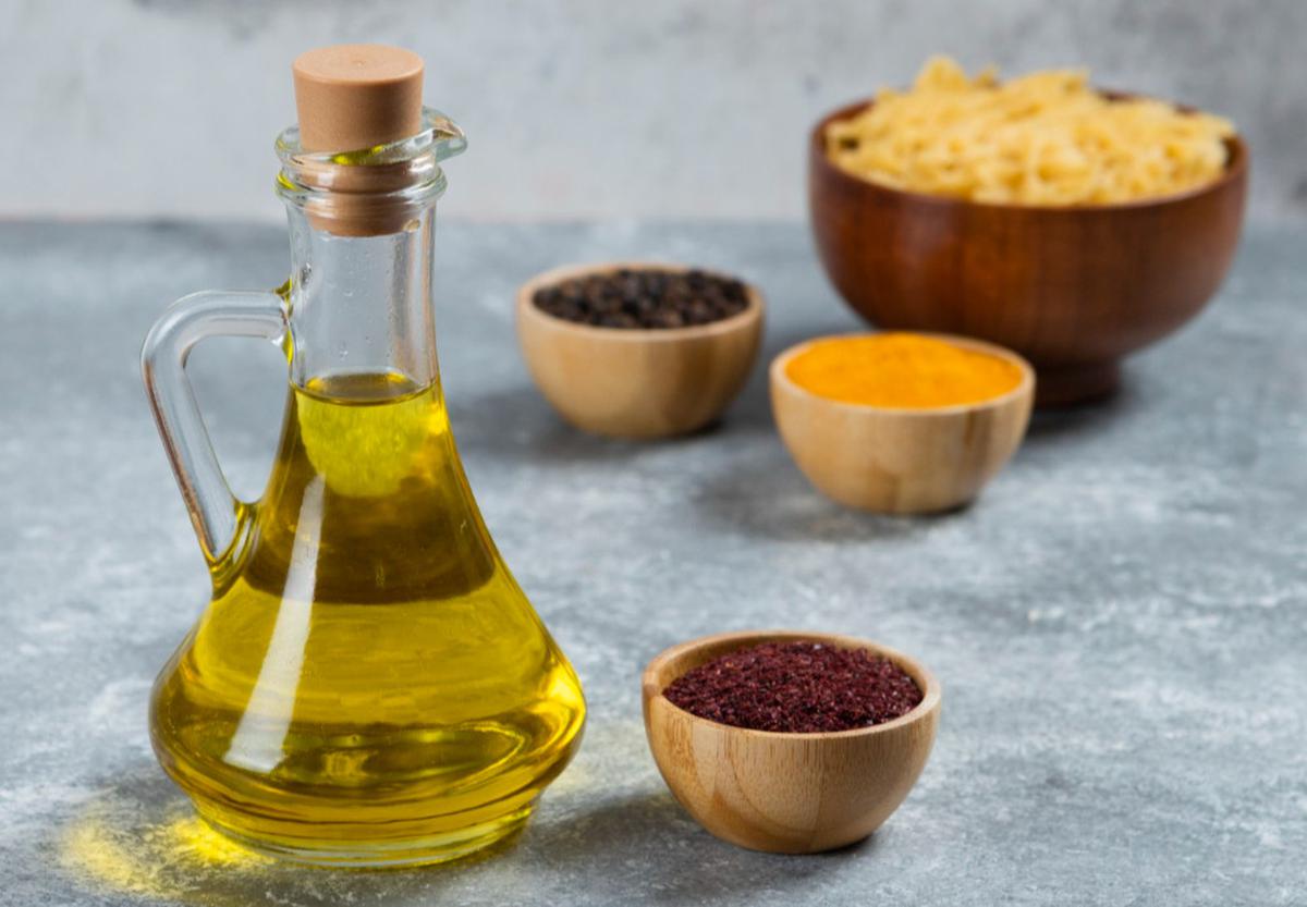 Ilustrasi Minyak Mustard