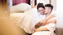 Pasangan suami istri Tyas Mirasih dan Raiden Soedjono sedang menikmati bulan madu. Pasangan yang membina rumah tangga sejak 8 Juli 2017 membagikan kebahagiaannya melalui di instagram. (Instagram/tyasmirasih)