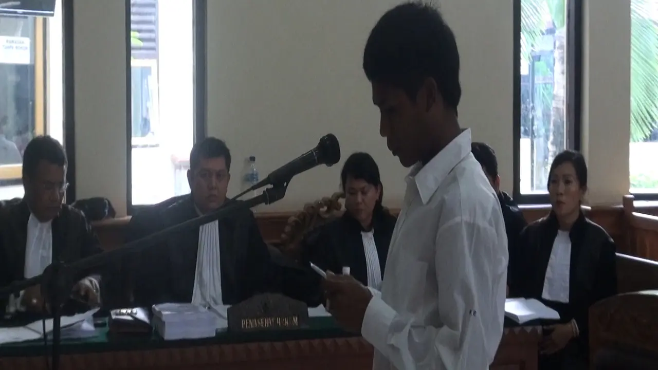Tangisan Margriet dan Maaf Agus di Sidang Pembunuhan Angeline
