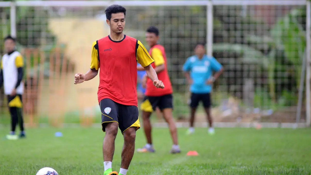 Striker Arema M. Rafli (Liputan6.com / Rana Adwa)
