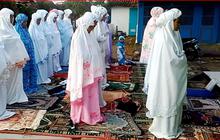 Rayakan Idulfitri Sehari Lebih Lambat, Begini Ritual Lebaran Masyarakat Islam Aboge di Banyumas
