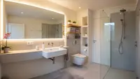 11 Tips Mendesain Kamar Mandi Kecil agar Terasa Lebih Lapang, Jadi Tempat Rileksasi Impian