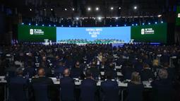 Menurut laporan, ada rencana sebelumnya agar Rajoub dan Suliman berjabat tangan sebagai simbol perdamaian. Namun, hal itu tidak terjadi. FIFA sendiri tidak memberikan komentar resmi terkait rencana tersebut. (AP Photo/The Canadian Press/Darryl Dyck)