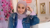 Penty Nurafiani Rutin Melakukan Perawatan untuk Kurangi Masalah Jerawat