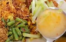 Sajikan 30 Lauk, Begini Uniknya Nasi Kuning Banjir Legendaris yang Hanya Ada di Sukabumi