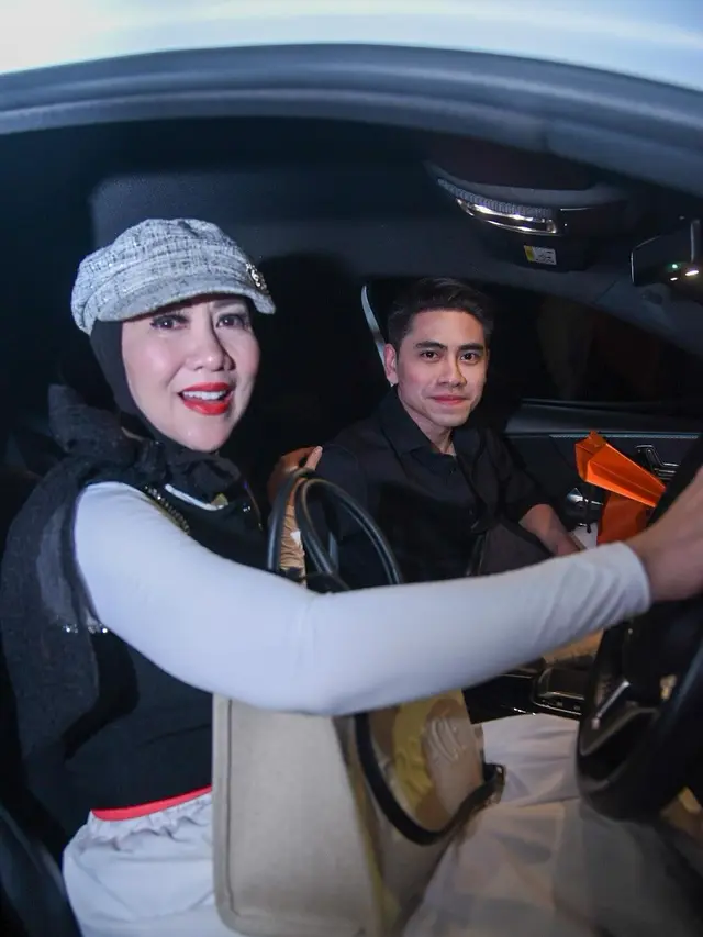 Ultah Venna Melinda Dapat Mobil Mewah, Ucapan Ultah Dari Sang Anak Bikin Salah Fokus/Instagram @athallanaufal7