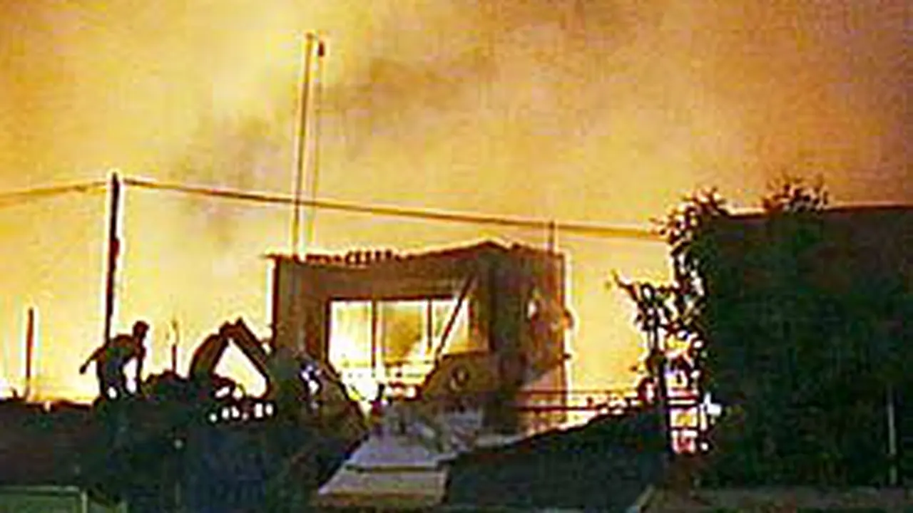 090705aKebakaran.jpg