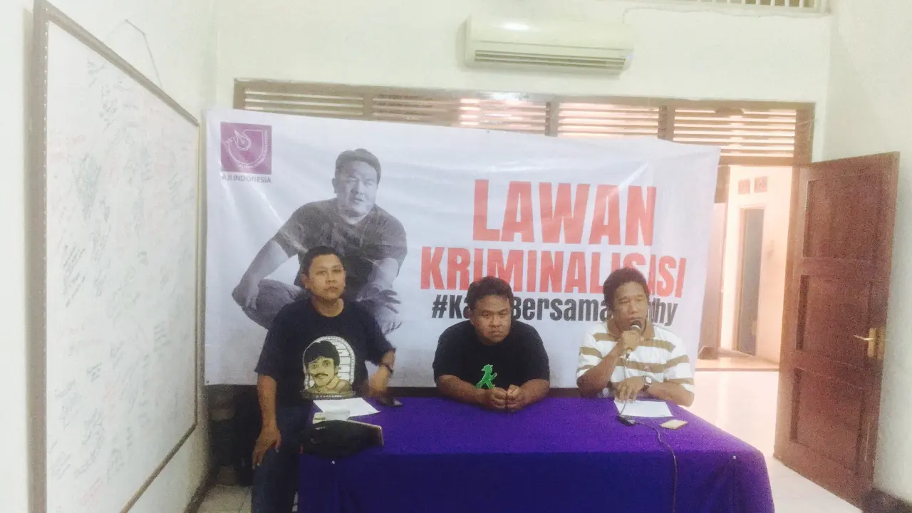 Jumpa pers AJI terkait laporan atas tulisan Dandhy Dwi Laksono. (Delvira Hutabarat/Liputan6.com)