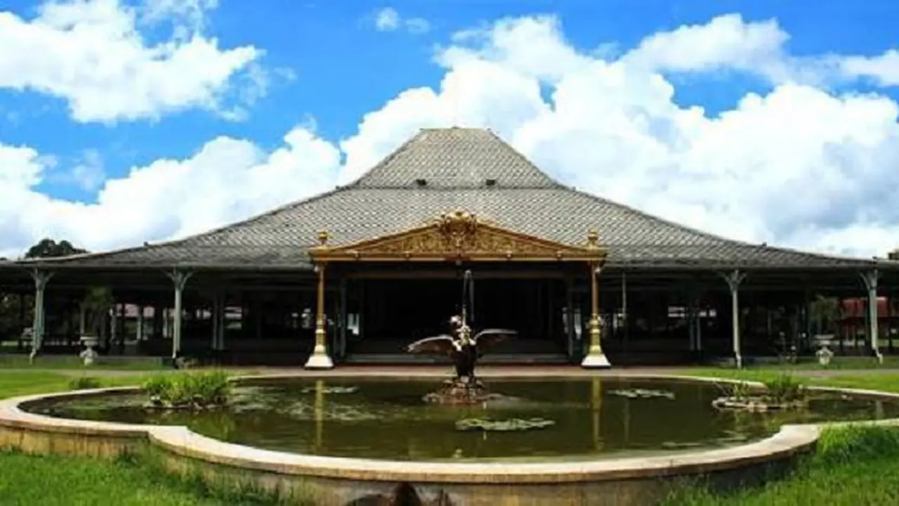 travel solo surakarta