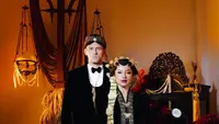 5 Pemotretan Prewedding Jennifer Coppen dan Justin Hubner Pakai Baju Adat Jawa, Klasik dan Elegan