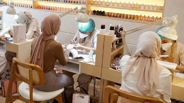 Perawatan kuku hingga spa kaki di Ruhee