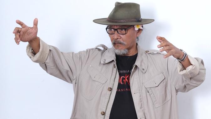 45 Kata-kata Bijak Sujiwo Tejo, Keren dan Sarat Makna ...