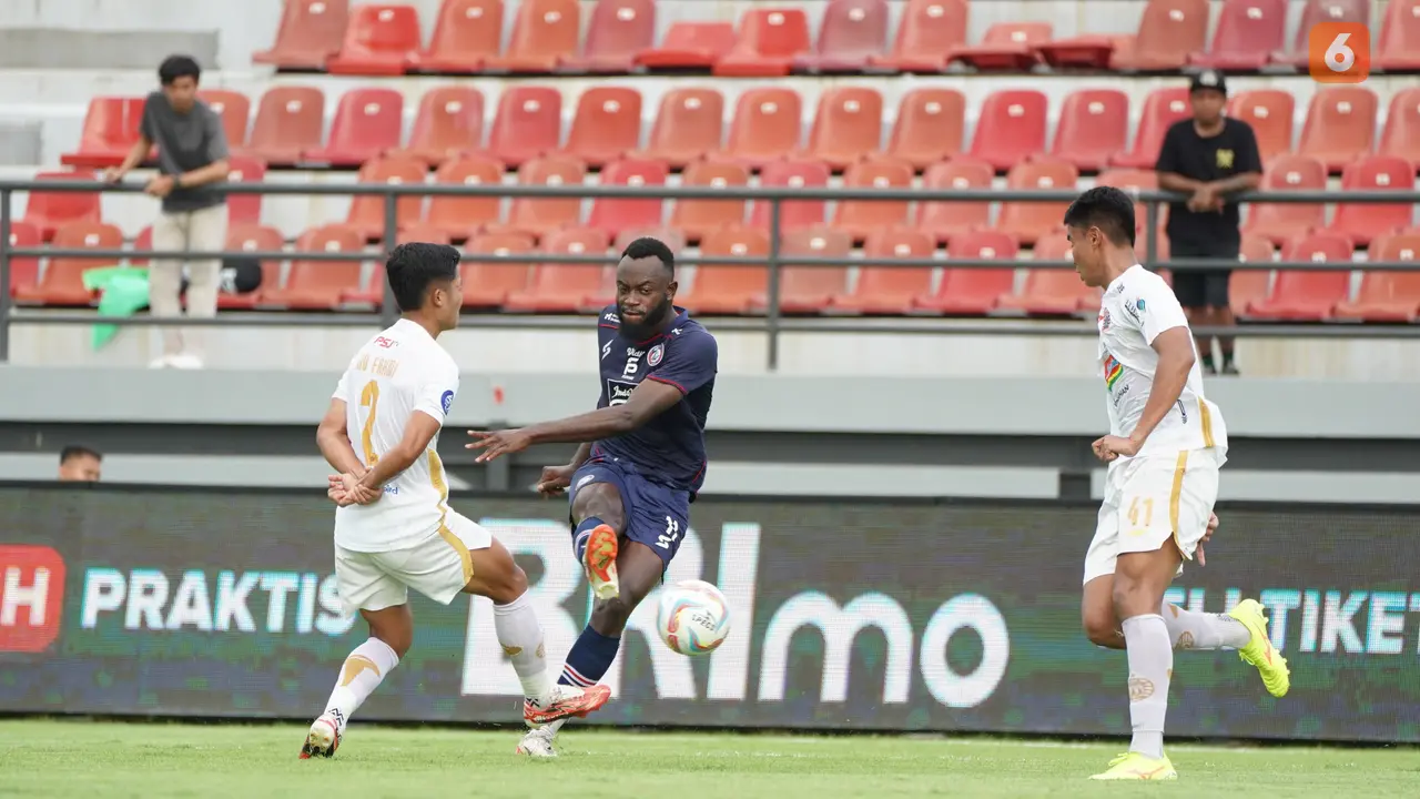 Tim Papan Bawah Permalukan Persija Jakarta dengan Skor 3-2