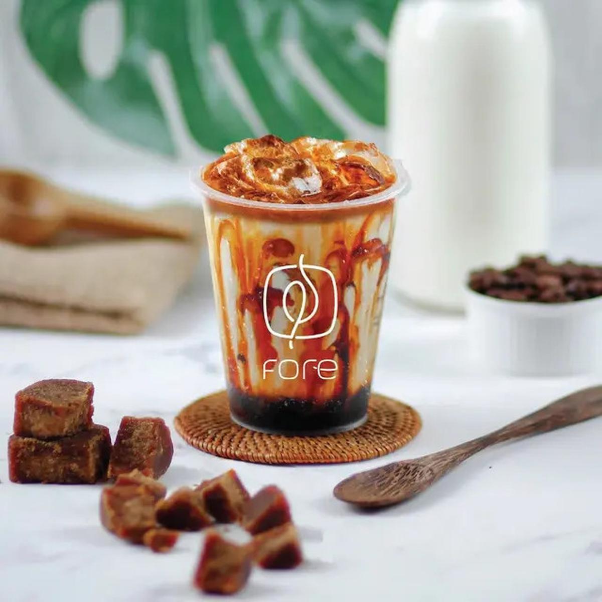 Harga Kopi Gula Aren di Fore, Tuku, Tomoro dan Gerai Kopi Lainnya