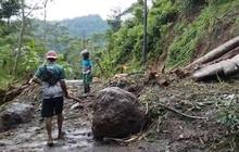 Puluhan Titik Longsor Jepara Tutup Akses Utama Desa Tempur, Warga Terisolasi