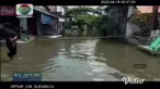 Sungai Anak Bengawan Solo meluap, jalanan antar kecamatan terputus akibat genangan air yang cukup tinggi untuk dilewati oleh kendaraan.