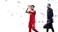 Mohamed Salah ditarik keluar saat membela Liverpool menghadapi Chelsea di final Piala FA. (AP Photo/Ian Walton)