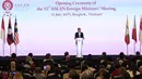Perdana Menteri Thailand, Prayut Chan-O-Cha memberikan sambutan pada upacara pembukaan Pertemuan Tingkat Menteri ASEAN ke-52 di Bangkok, Rabu (31/7/2019). Diplomat-diplomat tinggi dari negara-negara Asia-Pasifik berkumpul untuk membahas isu-isu kawasan itu. (Lillian SUWANRUMPHA/AFP)