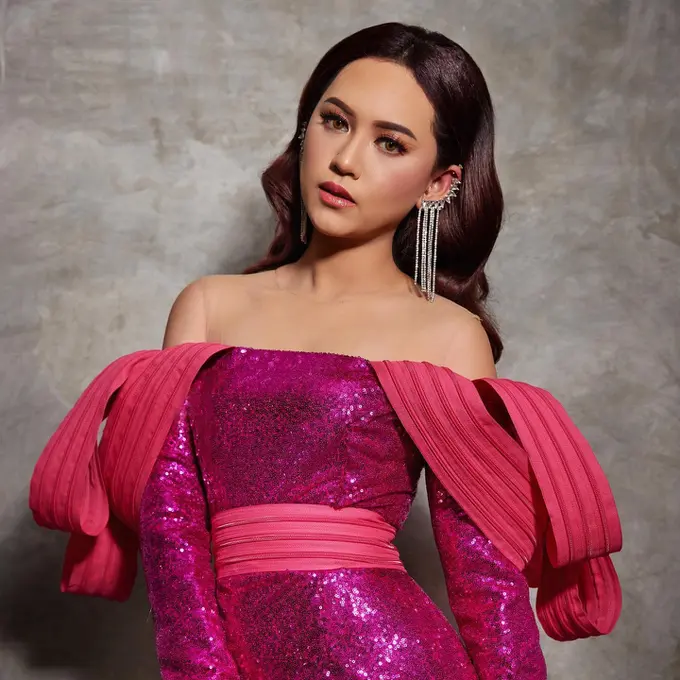 Posting Video Baju Nikahan Adat Jawa, Benarkah Happy Asmara Selangkah Menuju Pelaminan?