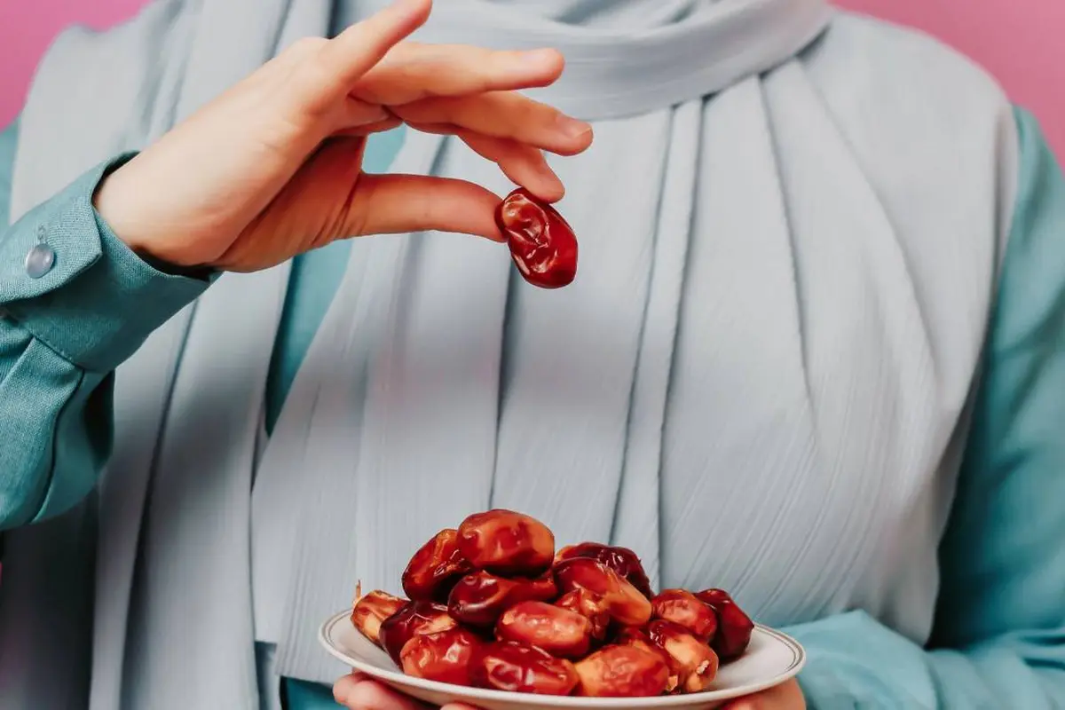 Kurma Arab