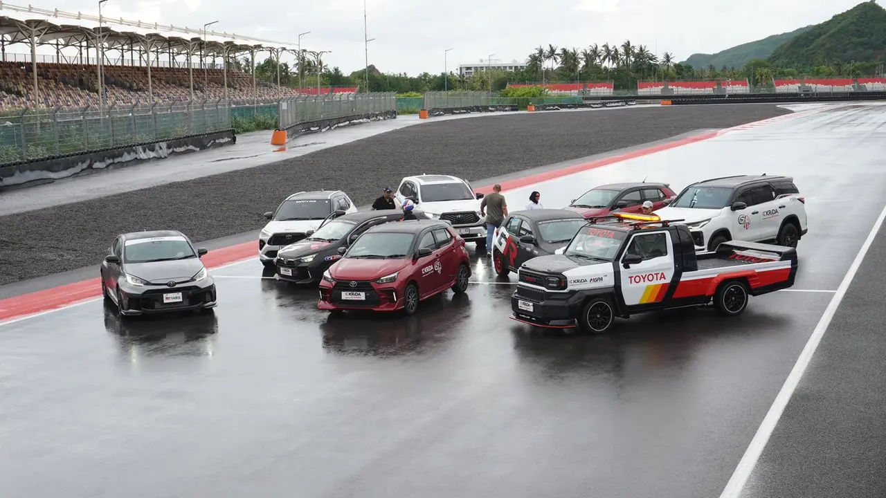 GR Enthusiast G (eber Agya GR Sport dan GR Yaris di Sirkuit Mandalika (ist)